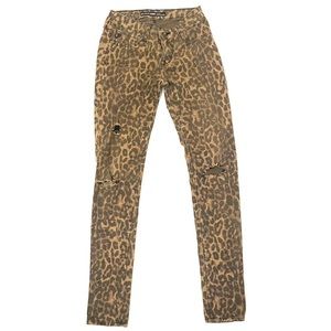 Big Star Alex skinny leopard print pants. Size 24.